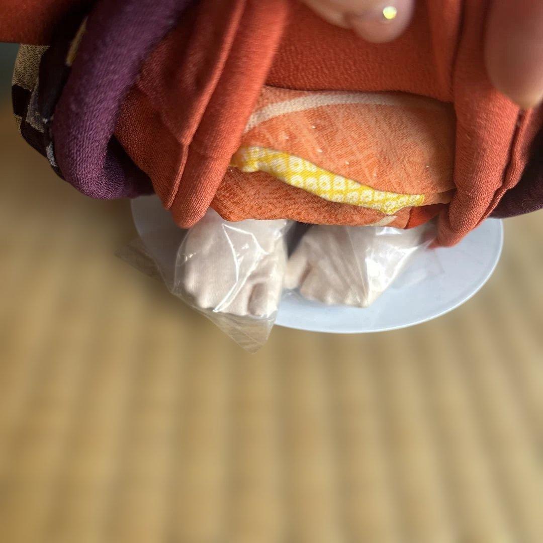 ㊶紫色花柄着物の人形　三越で購入