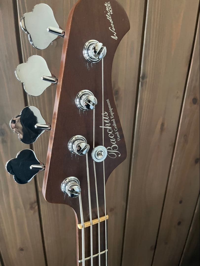Bacchusのエレキベース WL4-AGED/RSM