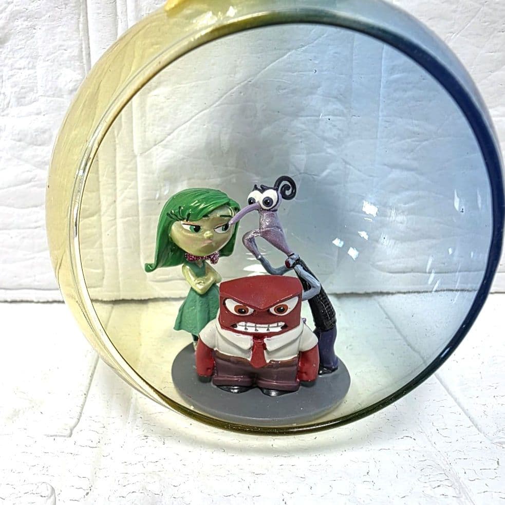 【インサイドヘッド】ヨロコビ　カナシミ　クリスマスオーナメント　未使用　タグ付き