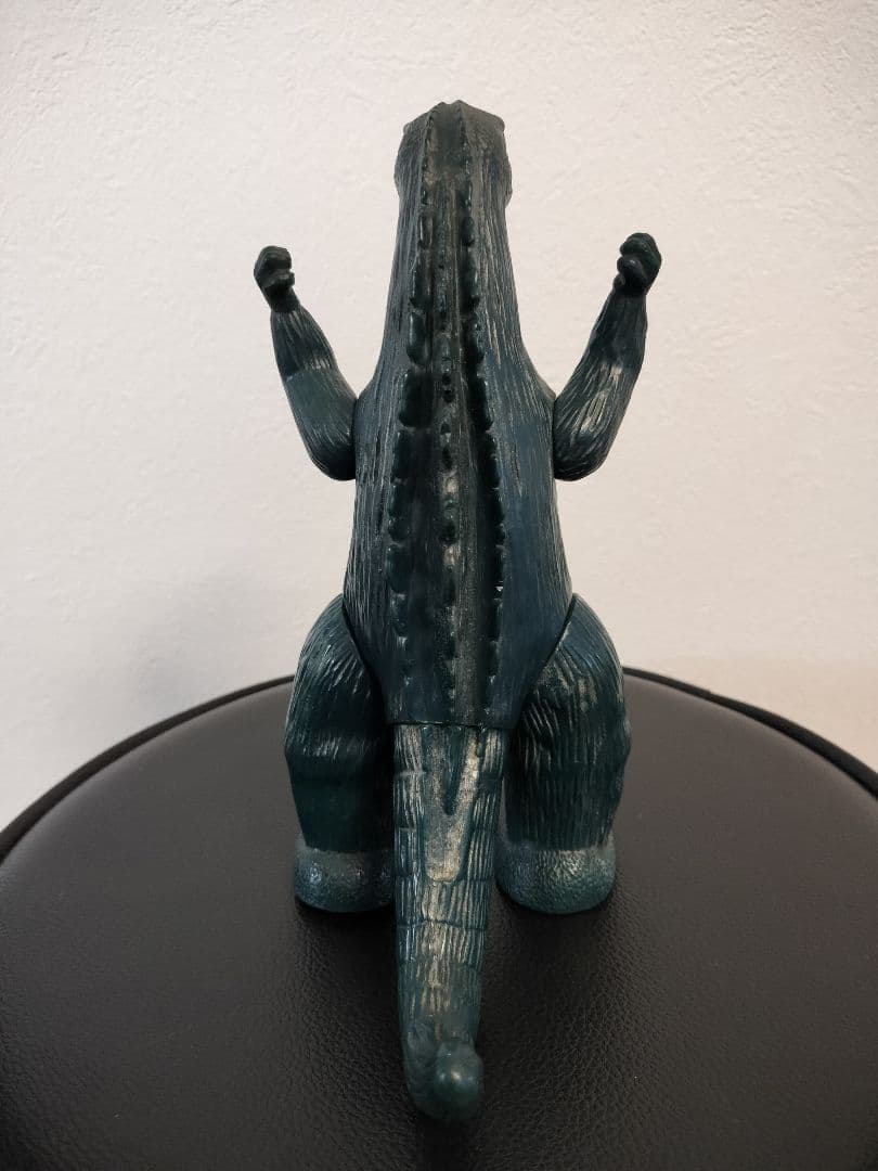 再値下げ中!!マルサン　ゴジラ フィギュア ダークグリーン 同時物