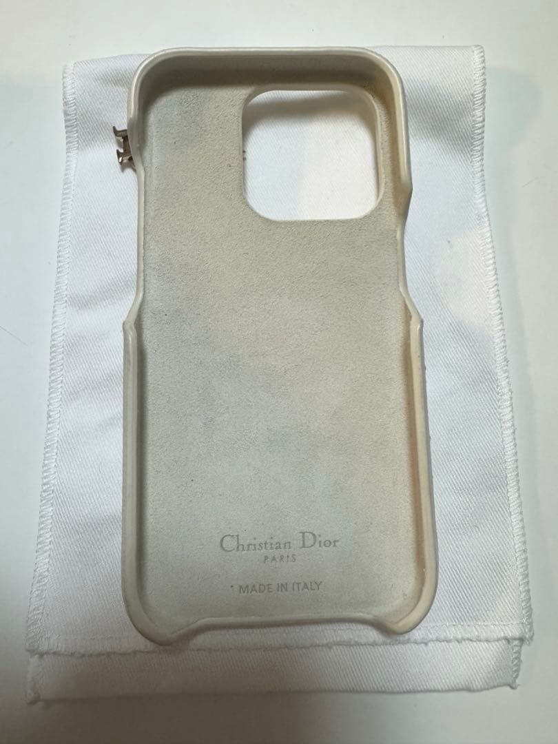 DIOR カナージュ　iPhone15Pro スマホケース