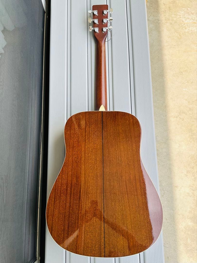 超美品ほぼ未使用Morris MD-251N アコースティックギター