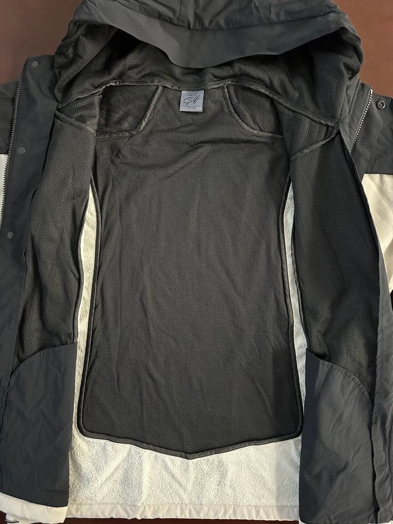 とおるUNITEDARROWS Golハイブリッド フーディジャケットXL