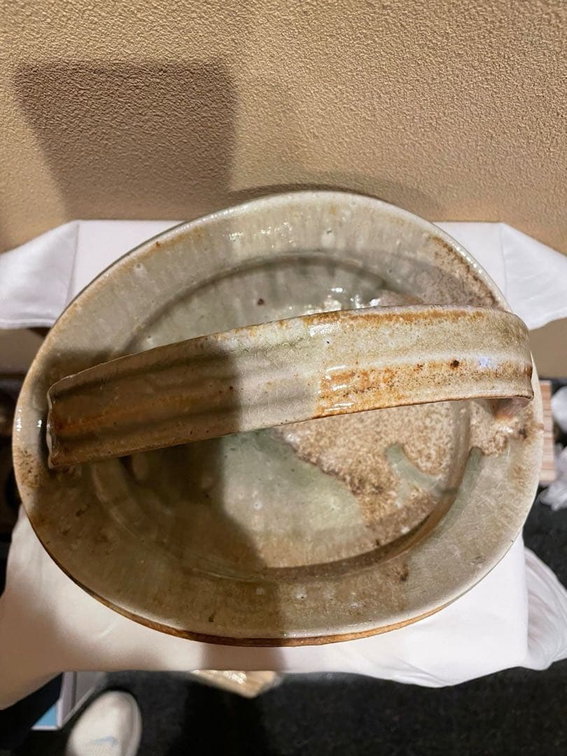 灰釉手付き鉢　陶器　箱無し　作者 小島憲二　
新品未使用