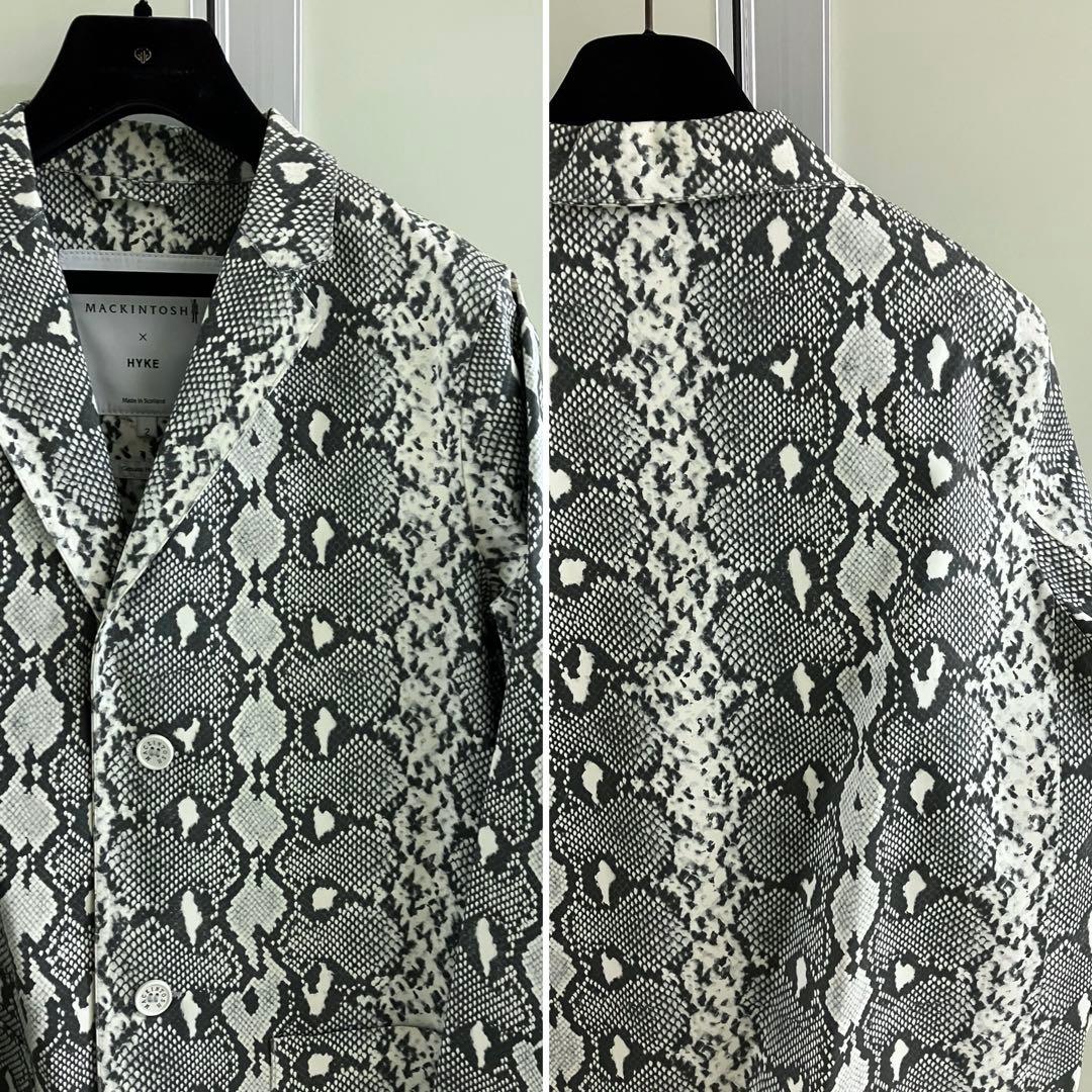 【MACKINTOSH×HYKE】パイソン柄 チェスター コート