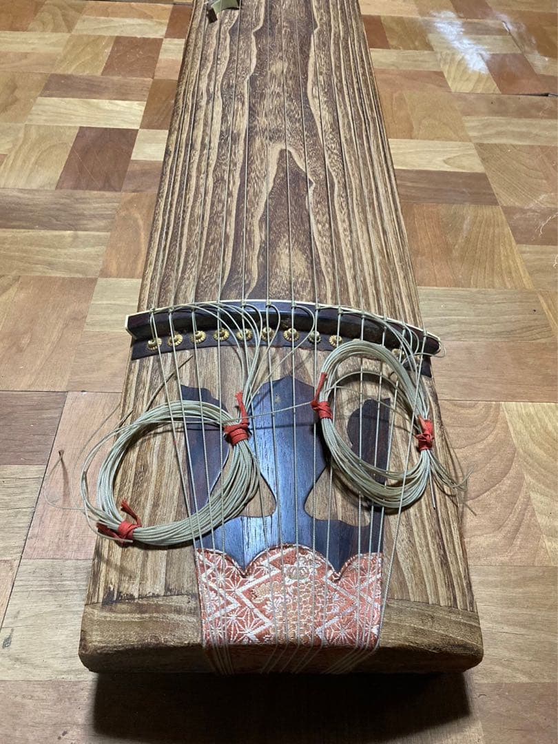 ★師範愛用品 琴 箏 十三弦 くり甲 169㎝ 和楽器 弦楽器　柱付き