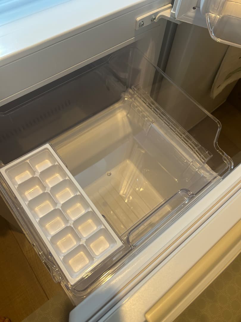 2021年製SHARP シャープ冷蔵庫 152L SJ-D15G-W