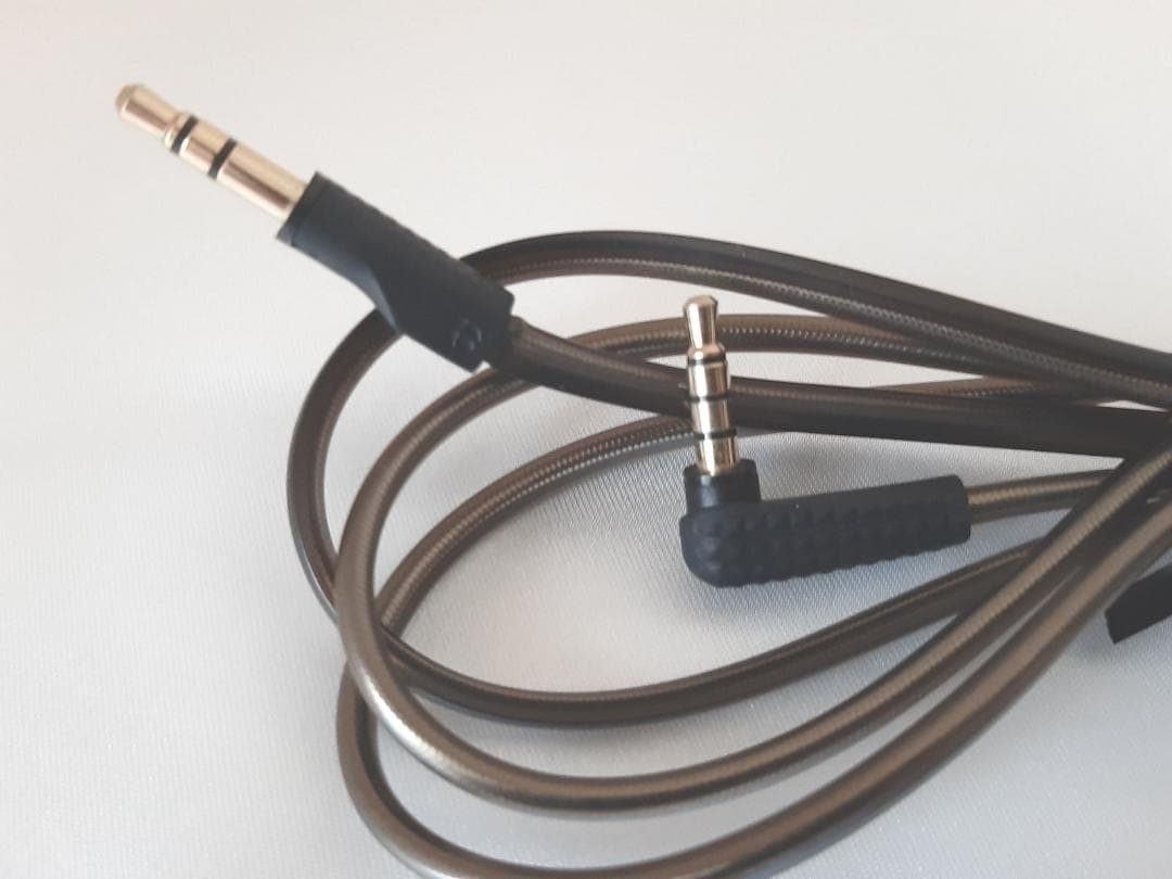 Monsterヘッドフォン　Diamondo Tears　モンスター　ヘッドホン