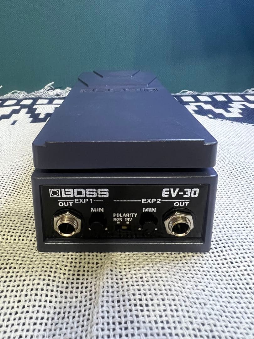 BOSS EV-30 エクスプレッションペダル