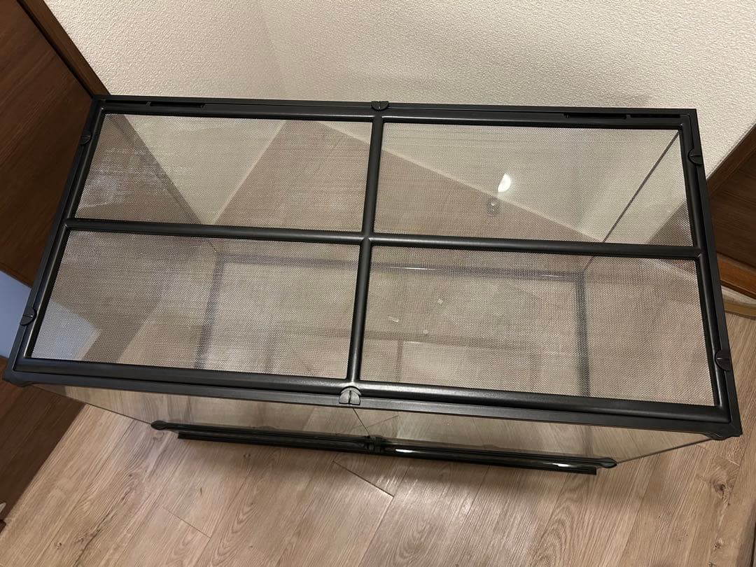 【東京都江戸川区直接引取のみ】GEX エキゾテラ グラステラリウム9060