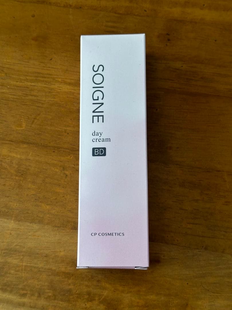 ソワーニユ　デイ　クリームBD