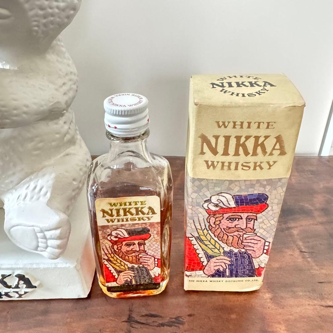 【昭和レトロ】ニッカウイスキー 白熊 抱き熊 ホワイトニッカ 未開封 当時物