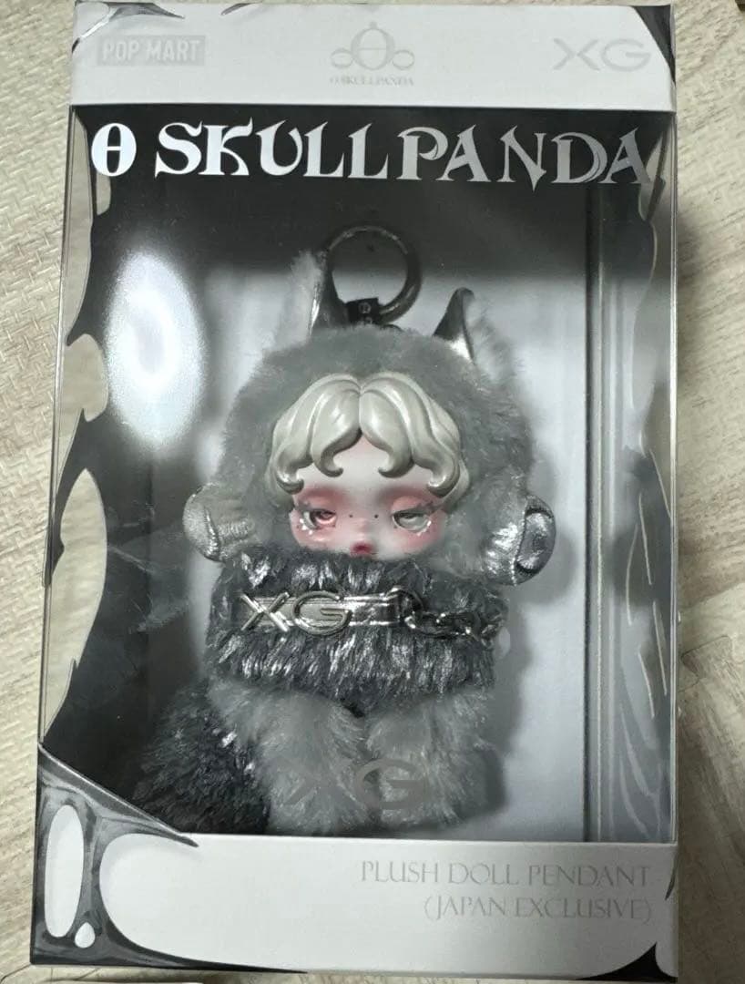 POPMART SKULLPANDA XG ぬいぐるみペンダント 日本限定