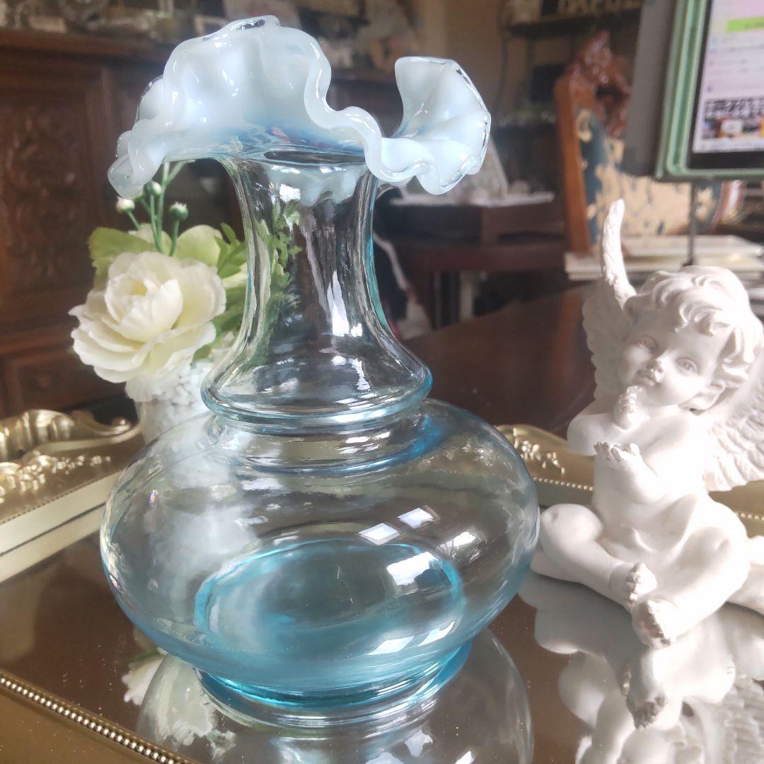 【お値下げ】フェントン　ラッフル花瓶　フリル　オパールセント　ヴィンテージ