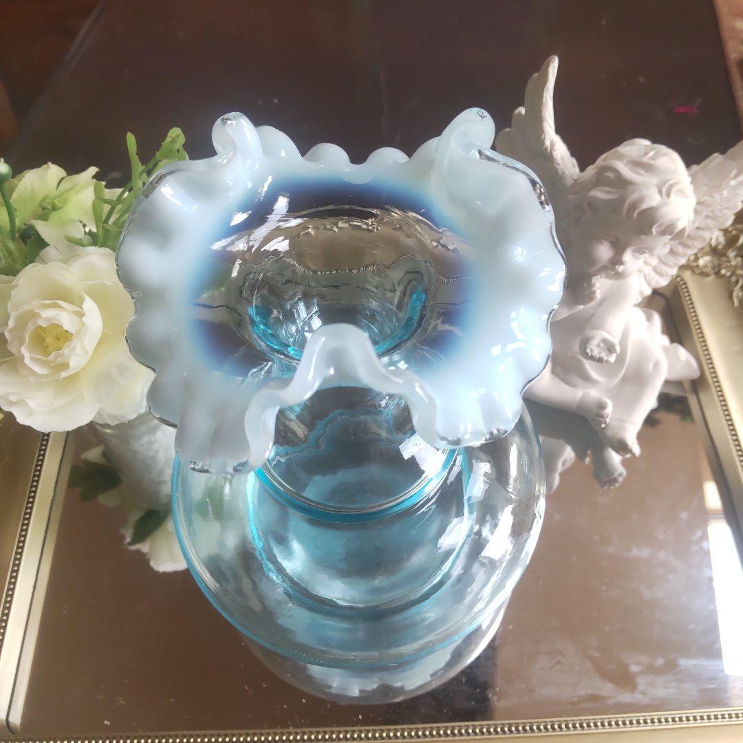 【お値下げ】フェントン　ラッフル花瓶　フリル　オパールセント　ヴィンテージ