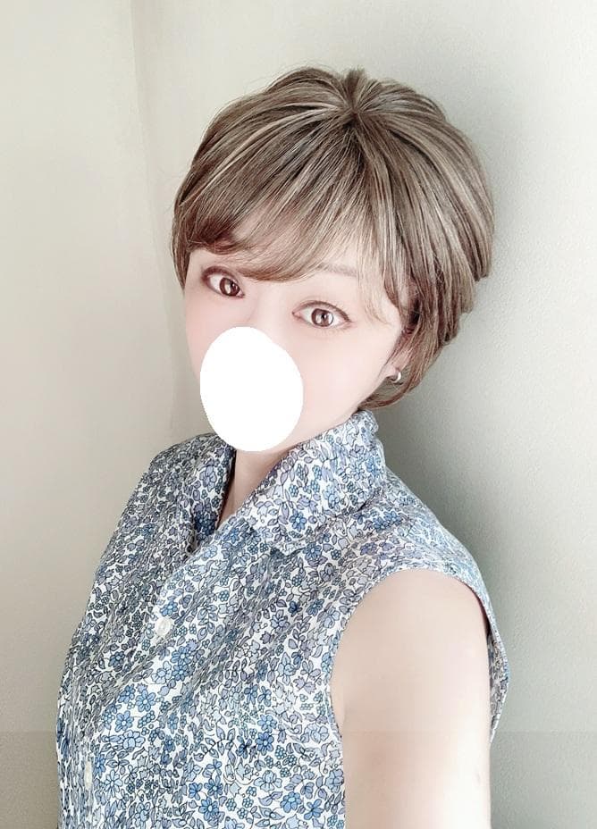 銀座サロン　KAZUE WIG　フェミニンショート　人毛MIX　マルチブラウン