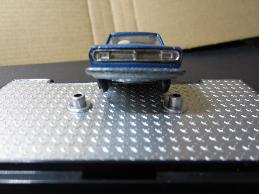 【香港トミカ】マツダ カペラ２ドアクーペ／青／グリル造型あり