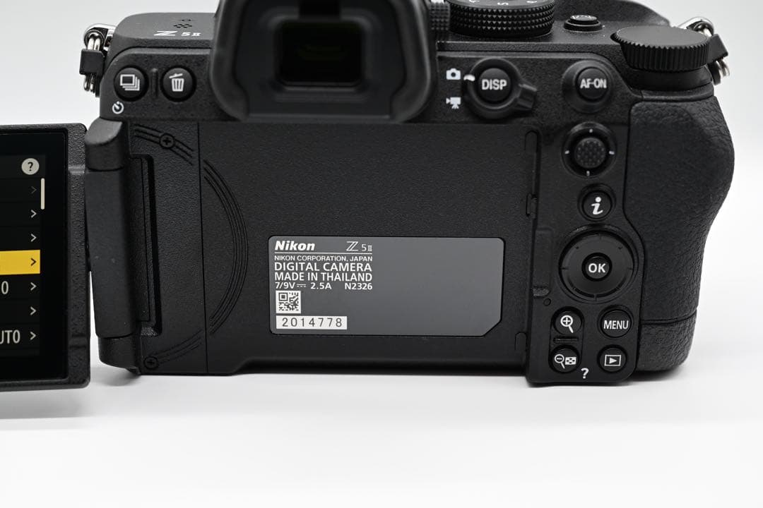 【極上品】Nikon Z5II ボディ