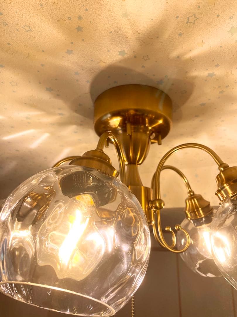 【ほぼ未使用】クリアガラス5灯シャンデリア(調光調色LEDライト＆リモコン付き)