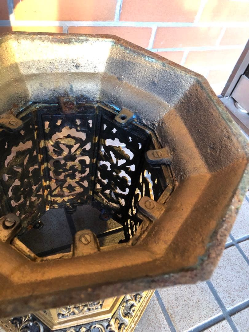 フラワースタンド　ヨーロピアン風　アンティーク調　ロココ調　コーヒーテーブル