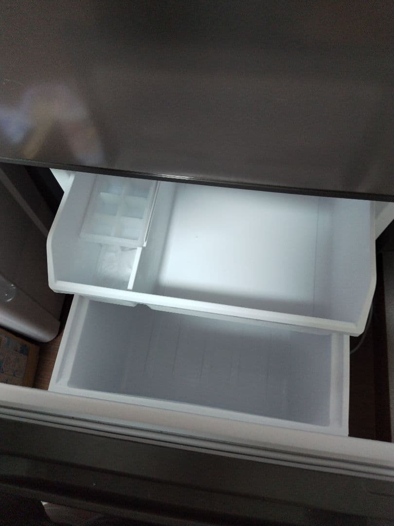 【美品】AQUA 冷凍冷蔵庫135L AQR-14N 2023年製グレー