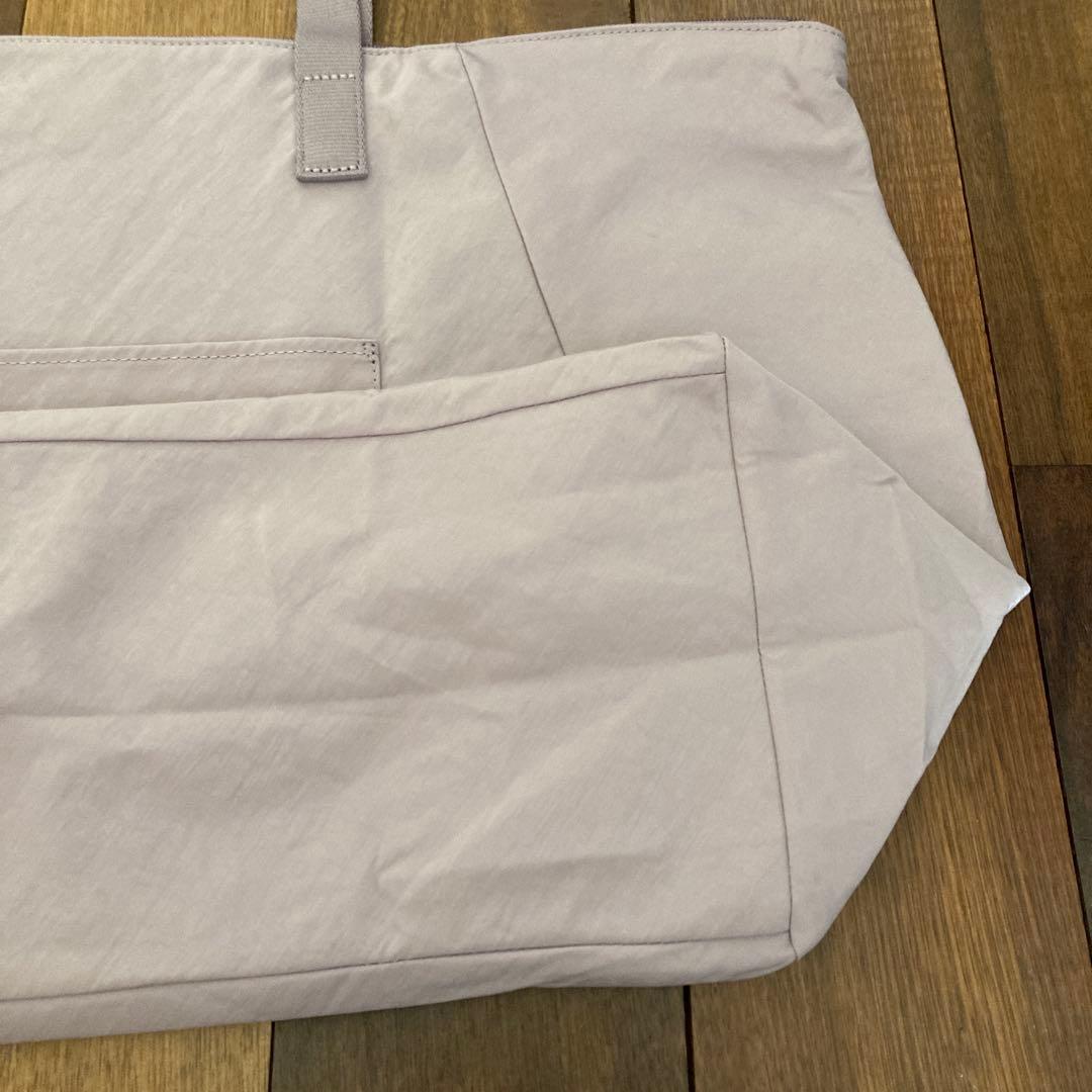 【新品未使用】TUMI 折りたたみバッグ ライトグレー