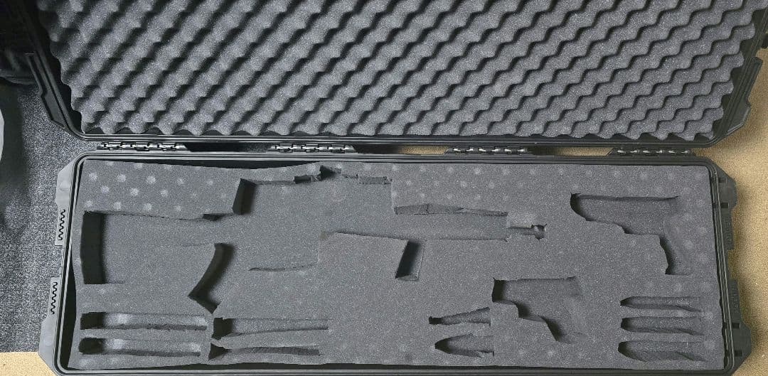 PELICAN STORM IM3220 ケース