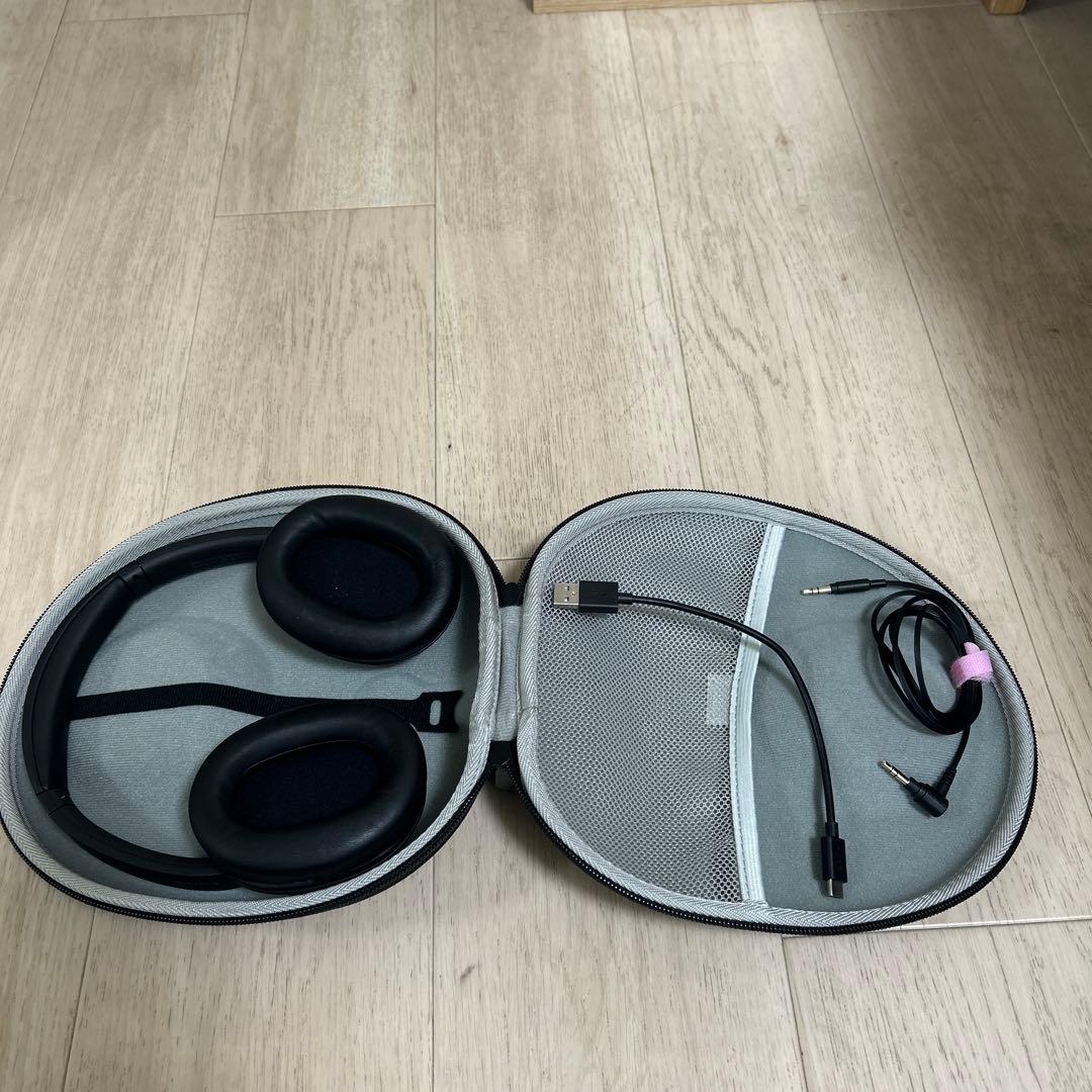 ワイヤレスノイズキャンセリングヘッドホン WH-CH720N (専用ケース付き)