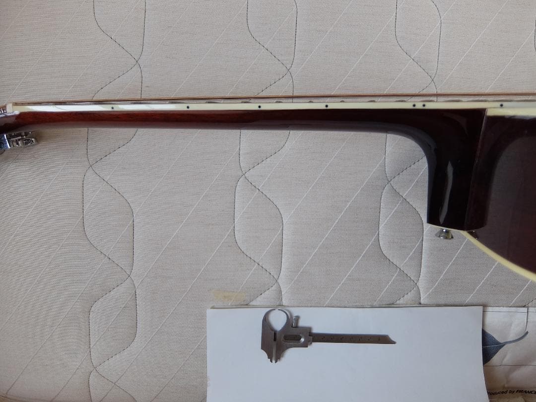 James アコースティックギター サンバースト　初心者向け