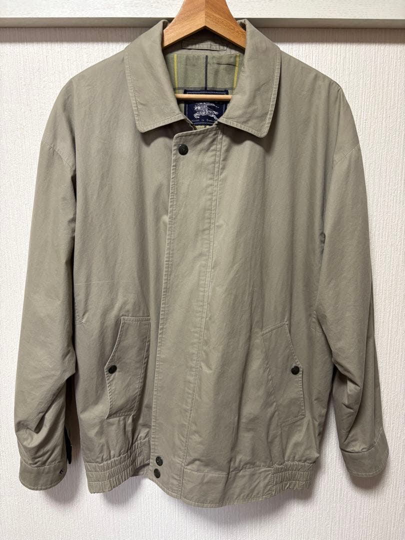 【年末年始セール】Burberry ブルゾン