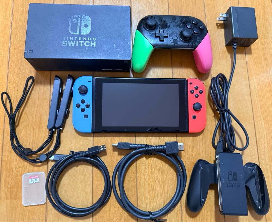 Switch本体＋純正Proコン＋256GBメモリ＋HORIスタンド