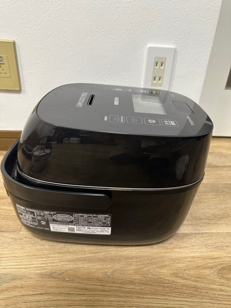 東芝 5.5合 真空圧力IH ジャー炊飯器 RC-10VSP 2020年製
