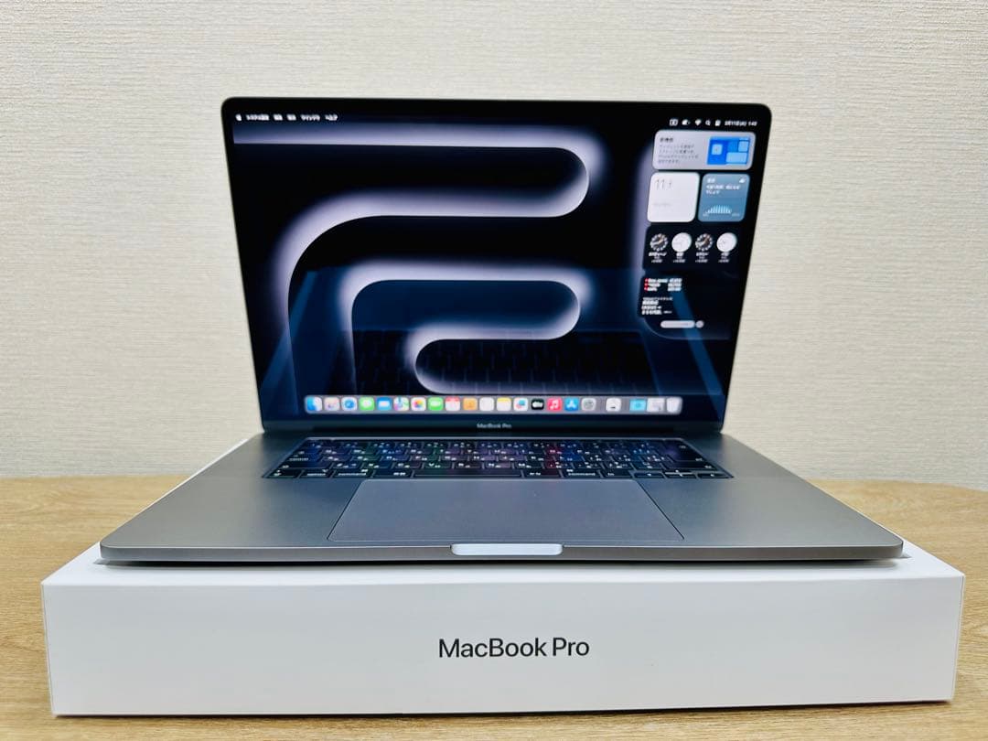 2022年OS】 美品MacBook Pro i7／512G／Office付き