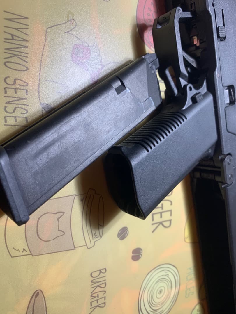 AEGIS CUSTOM FMG-9東京マルイG18C 組み込み済み