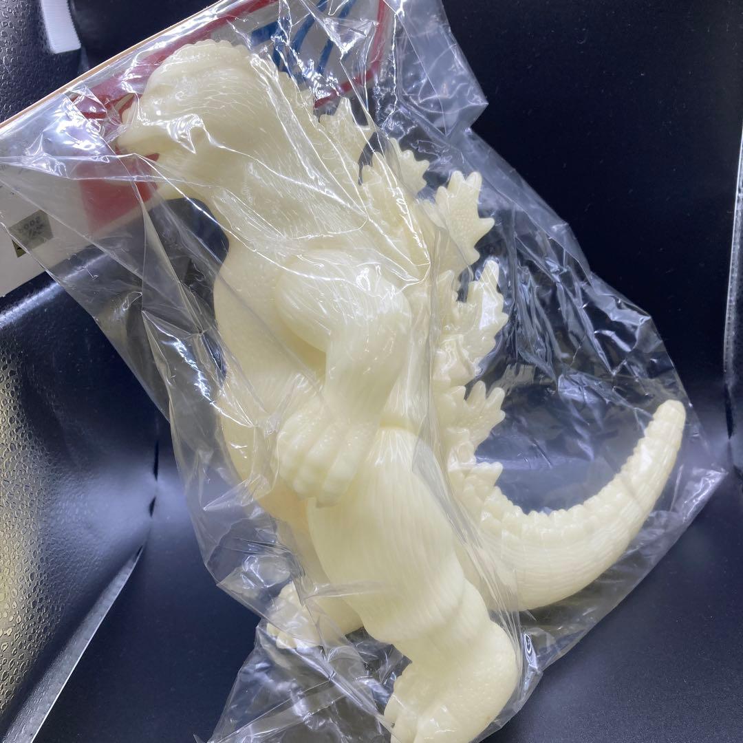 超美品♡希少♡新品♡未開封♡ 2004年蓄光版　キンゴジ 1962年　TOHO