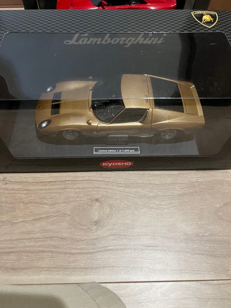 Lamborghini Miura 1/18ゴールド Kyosho