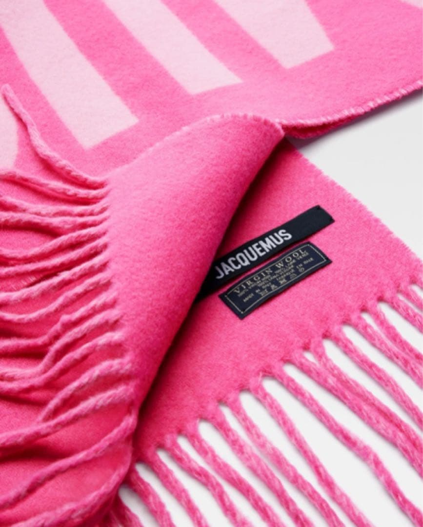 JACQUEMUS ピンク フリンジロゴマフラー　ウール　ジャックムス