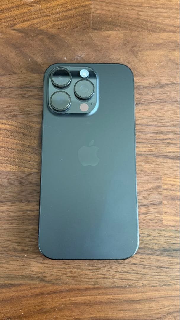 iPhone 16 pro 128GB ブラックチタニウム