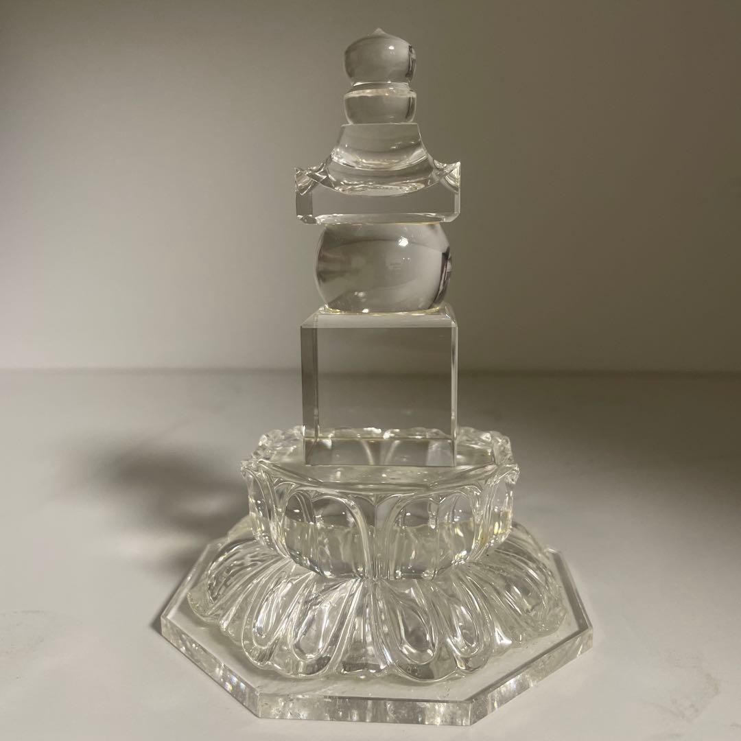 水晶工作美術品(水晶五輪塔)美しい工芸品