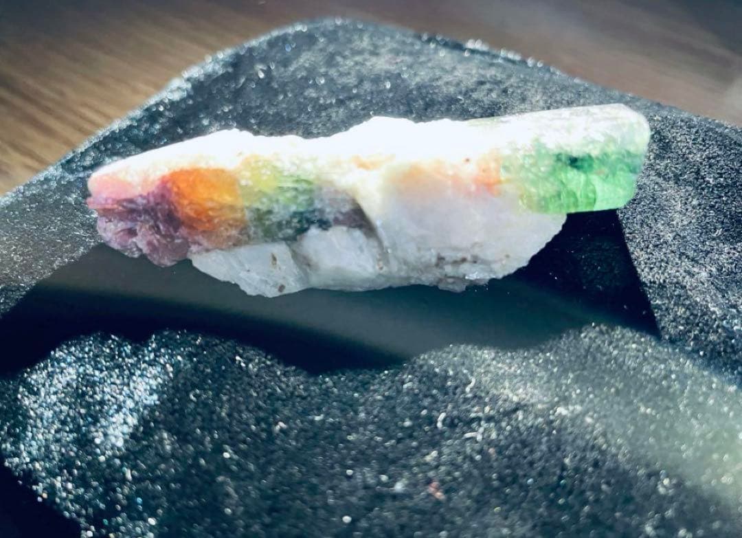 トルマリン原石マルチカラー大結晶レインボーカラー