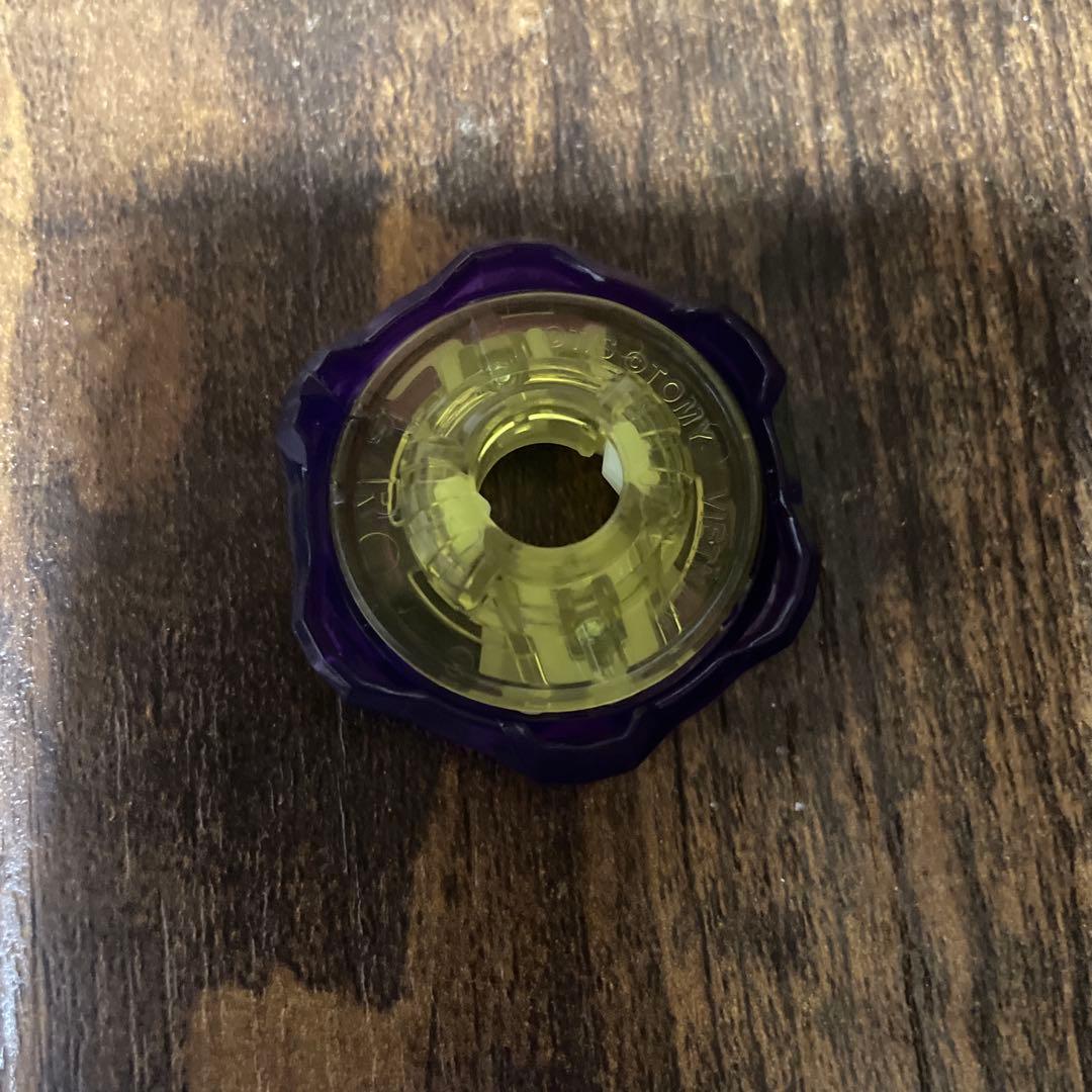 【限定新品】オロチクラスタ6-60LF ベイブレードX た４