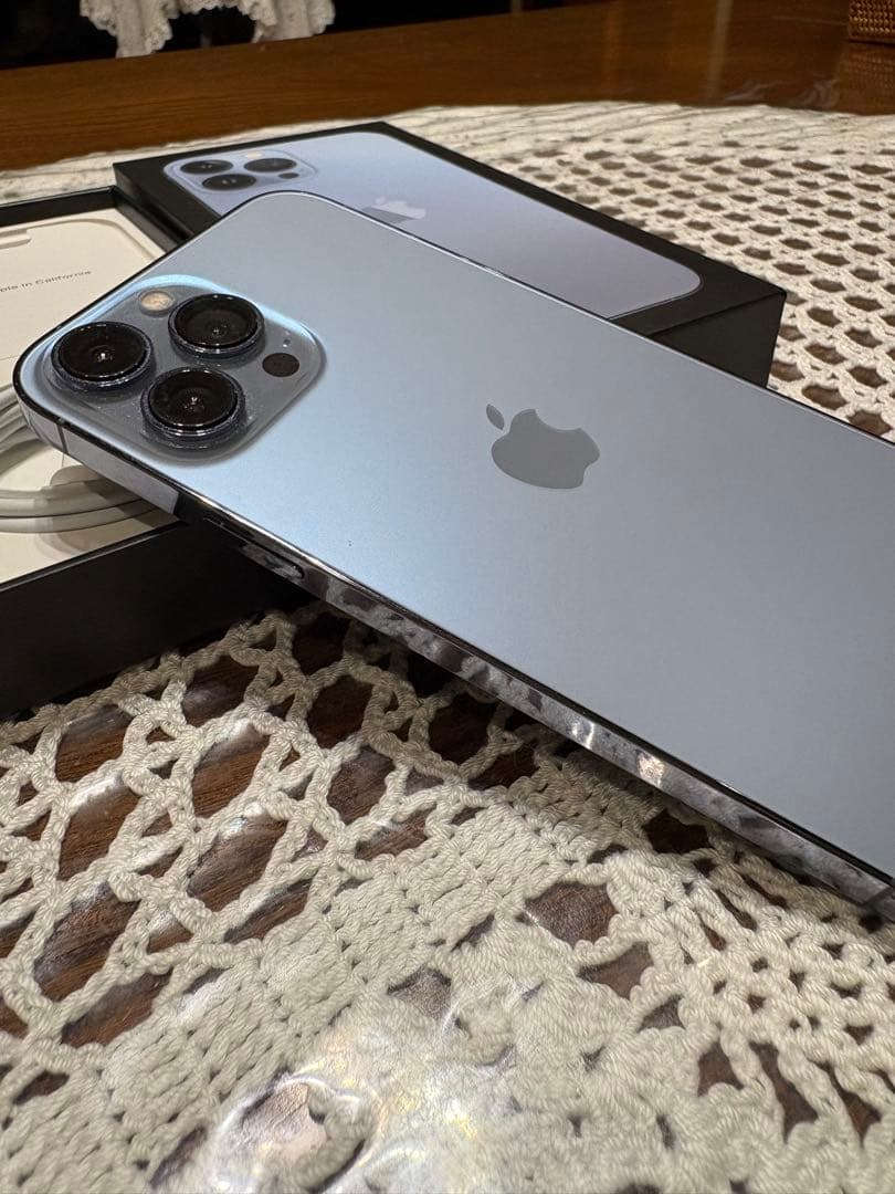 Apple iPhone 13 Pro Max 本体 SIMフリー