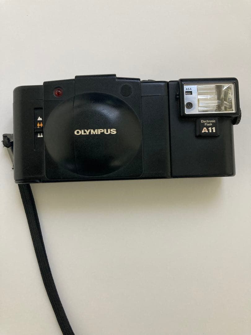 オリンパス Olympus XA2＋ A11 フラッシュ付 コンパクトカメラ美品