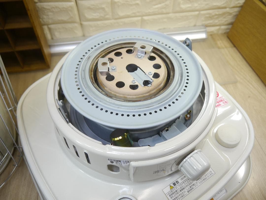 送料無料◆2024①◆コロナ　SL-6624　石油ストーブ　ホワイト 円筒形