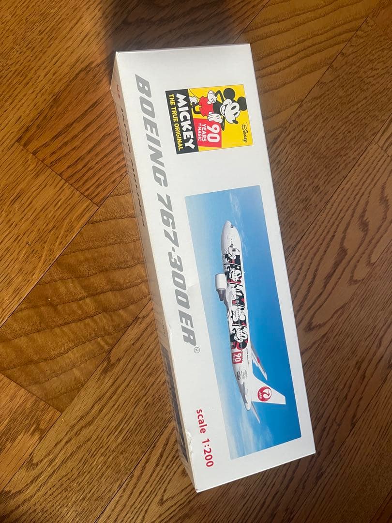 JAL 1/200 ミッキーマウス90周年BOEING 767-300ER