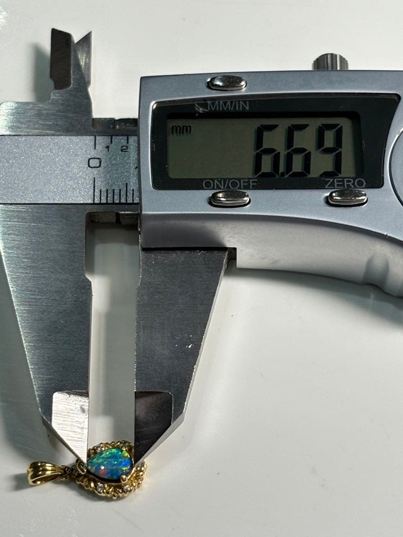 a*R様 オパール K18ペンダントトップ