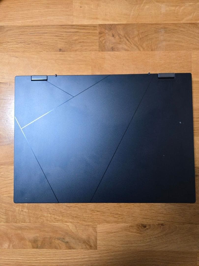 Zenbook Flip OLED core i7 16g 1tb有機ELペン付