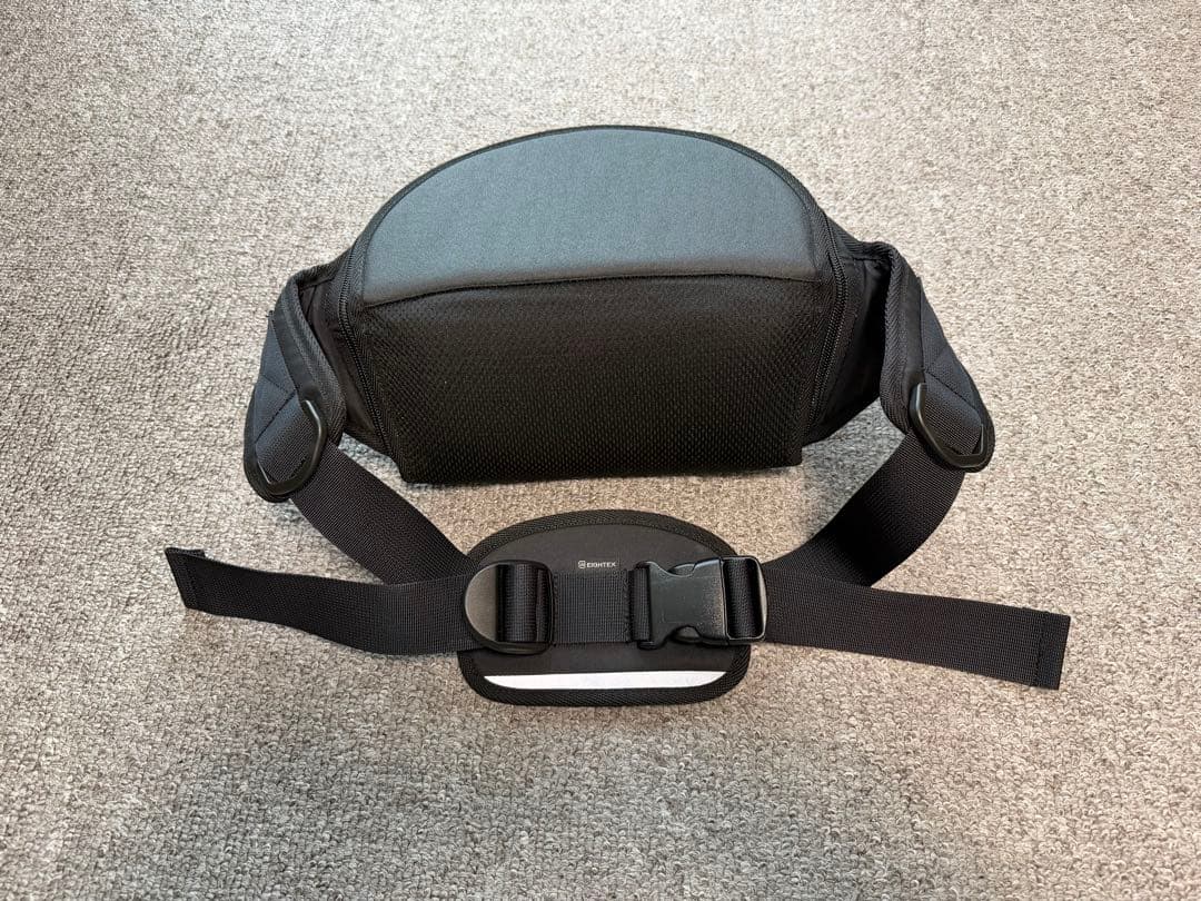 【飛び出し防止カバーが特別カラー】THE GREEDY DOG ヒップシート