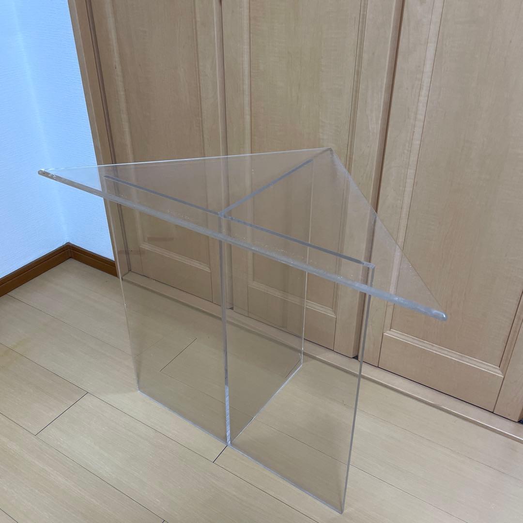 1960s ヴィンテージ　アクリル製　三角形テーブル　コーナーテーブル