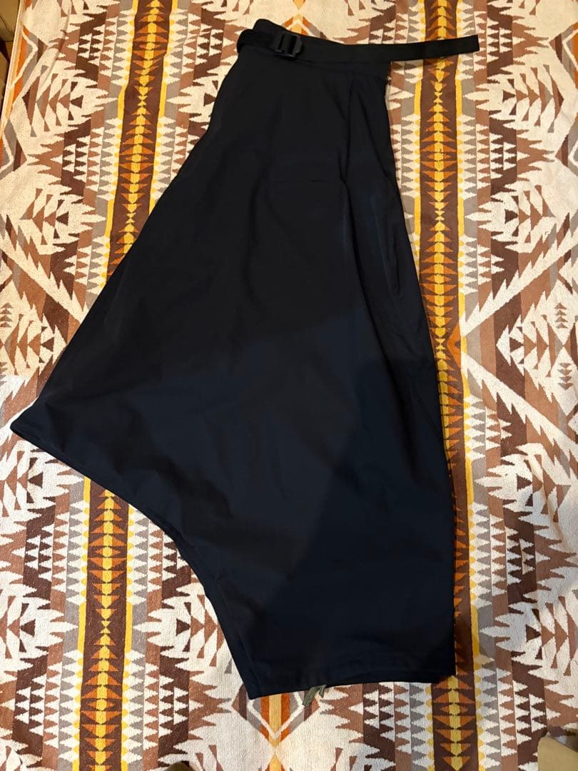 最安値 Acronym P58-DS black size S